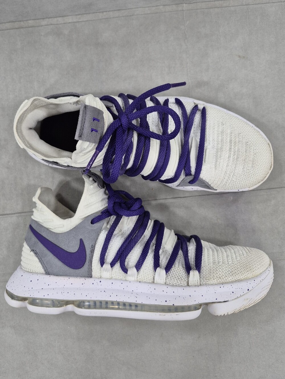 Nike Zoom Kevin Durant sneakers men's 7.5 off-white knit purple laces